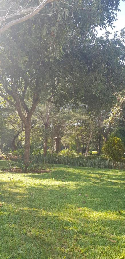 Barefoot Lodge And Safaris - Malawi ลิลองเว ภายนอก รูปภาพ